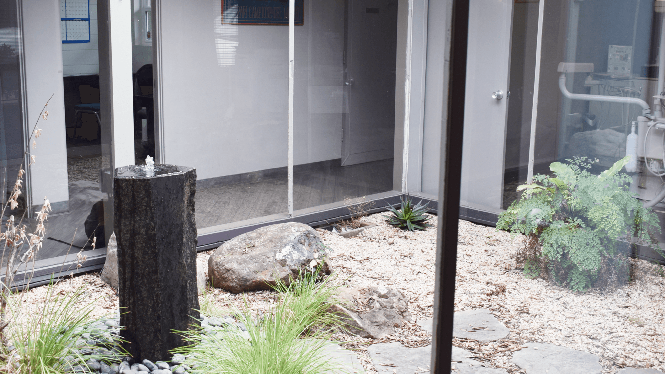 Teeth Whitening Sensitivity: What Helps